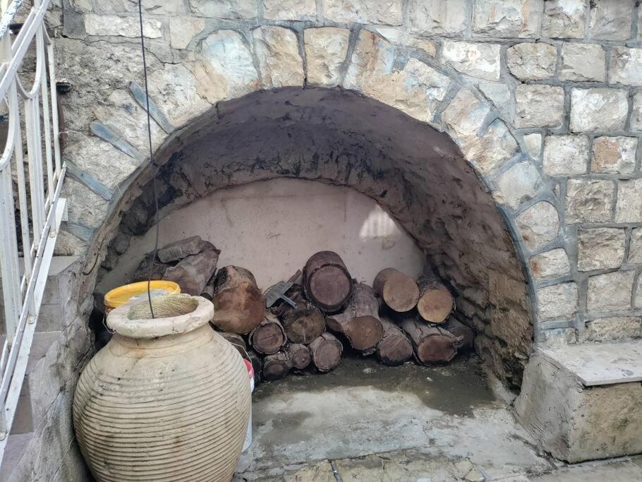 שלווה בעיר העתיקה - Peace In The Heart Of The Old City Zefat Exterior photo